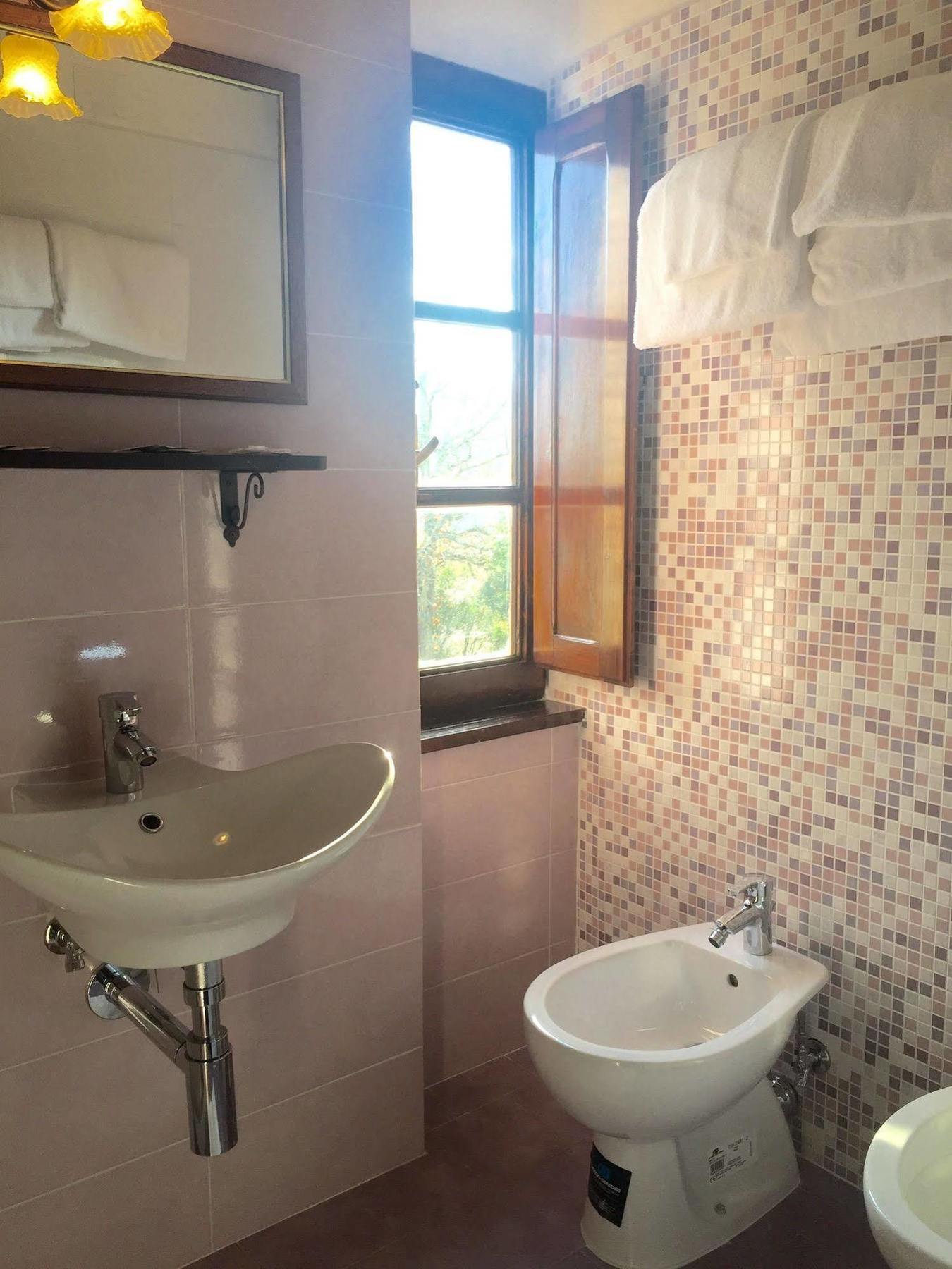 Campo Di Carlo Guest House Sassetta Luaran gambar
