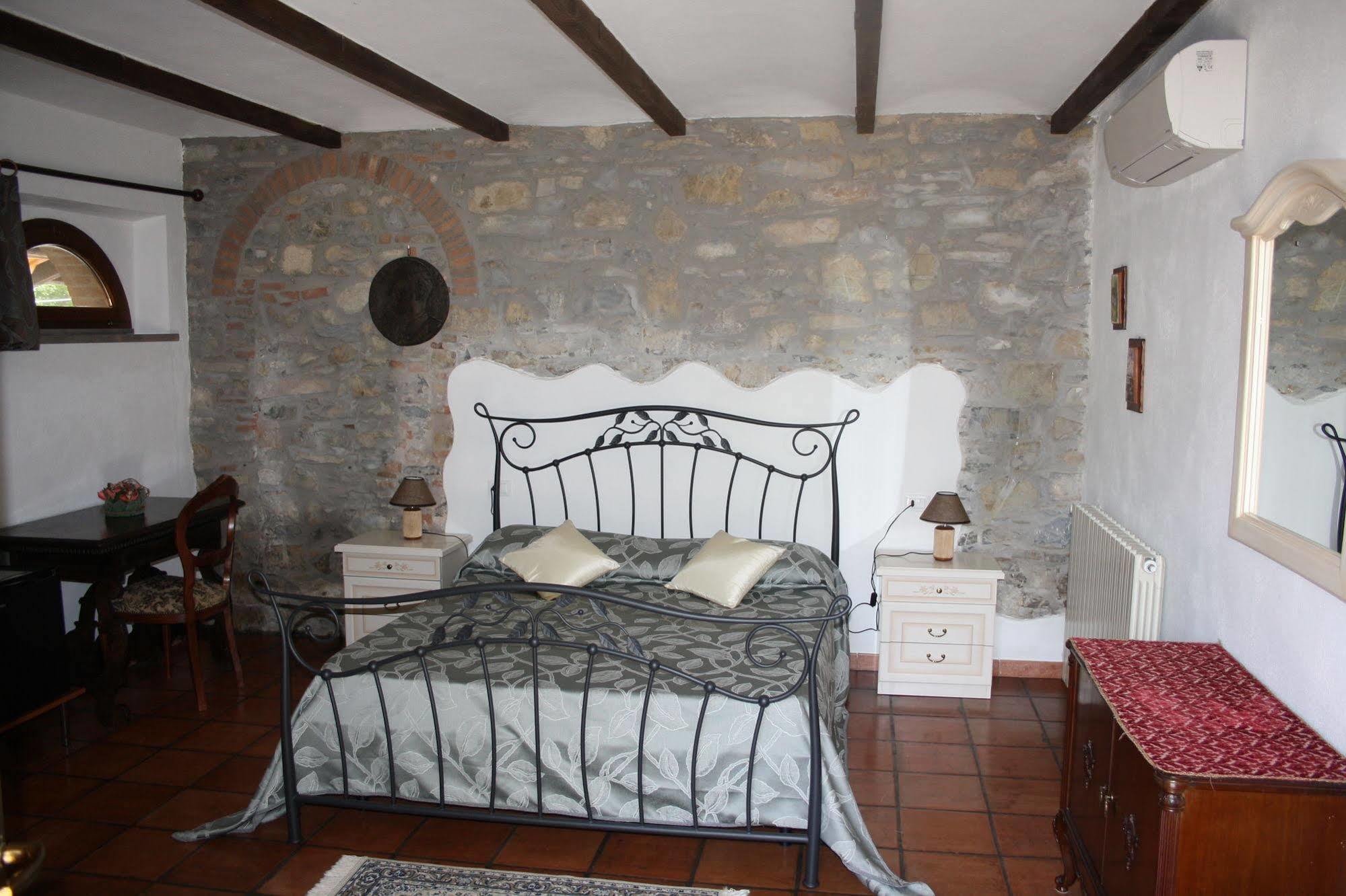 Campo Di Carlo Guest House Sassetta Luaran gambar